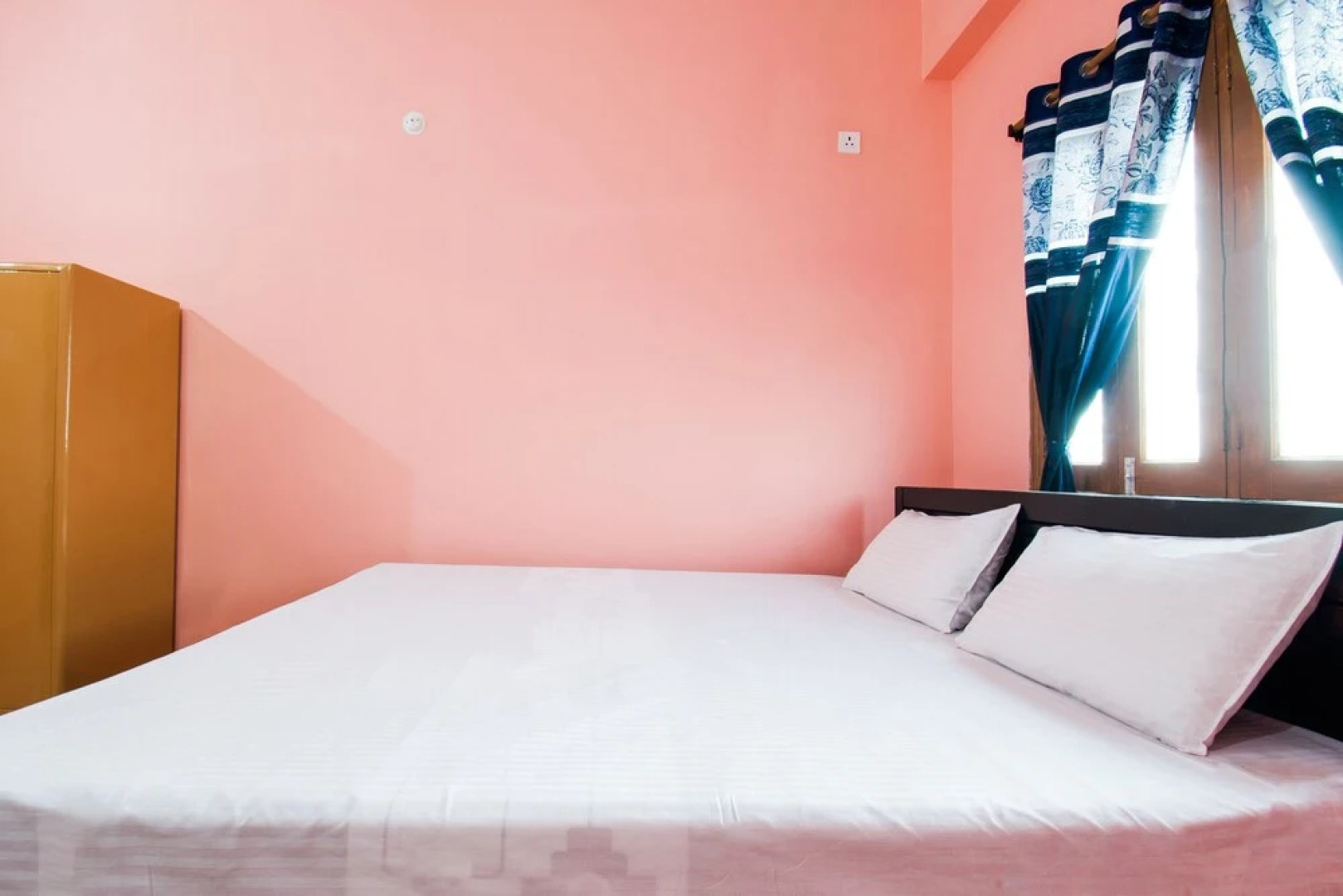 SPOT ON 46370 Green Highway