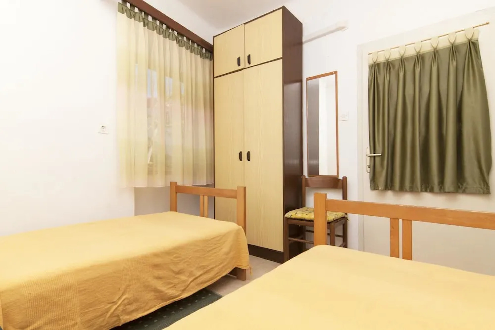 Apartment House Cukon 252