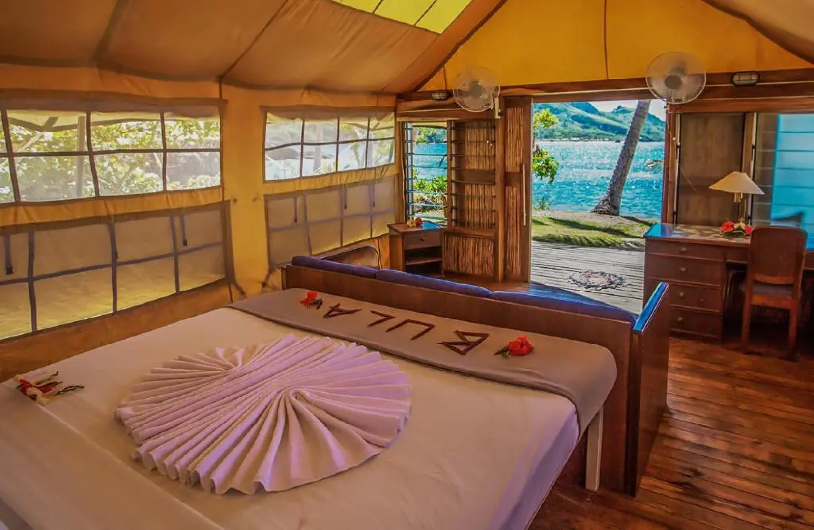 Barefoot Kuata Island Resort Fiji