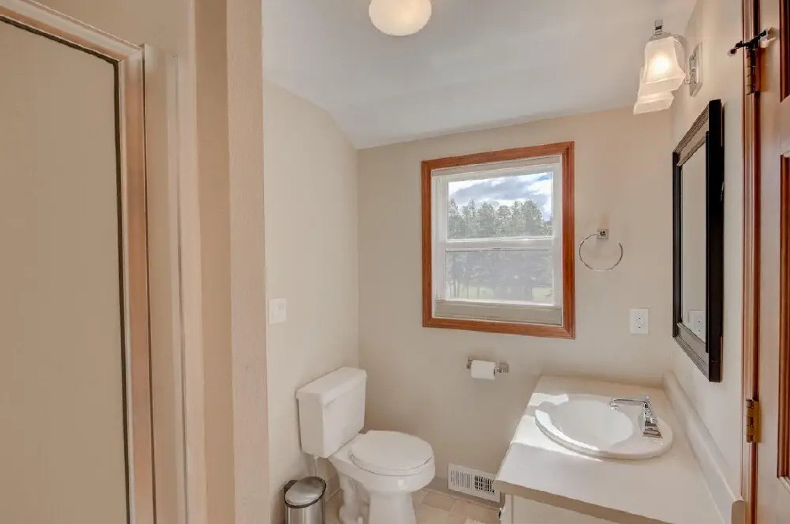 Manzanita Jewel MCA 619