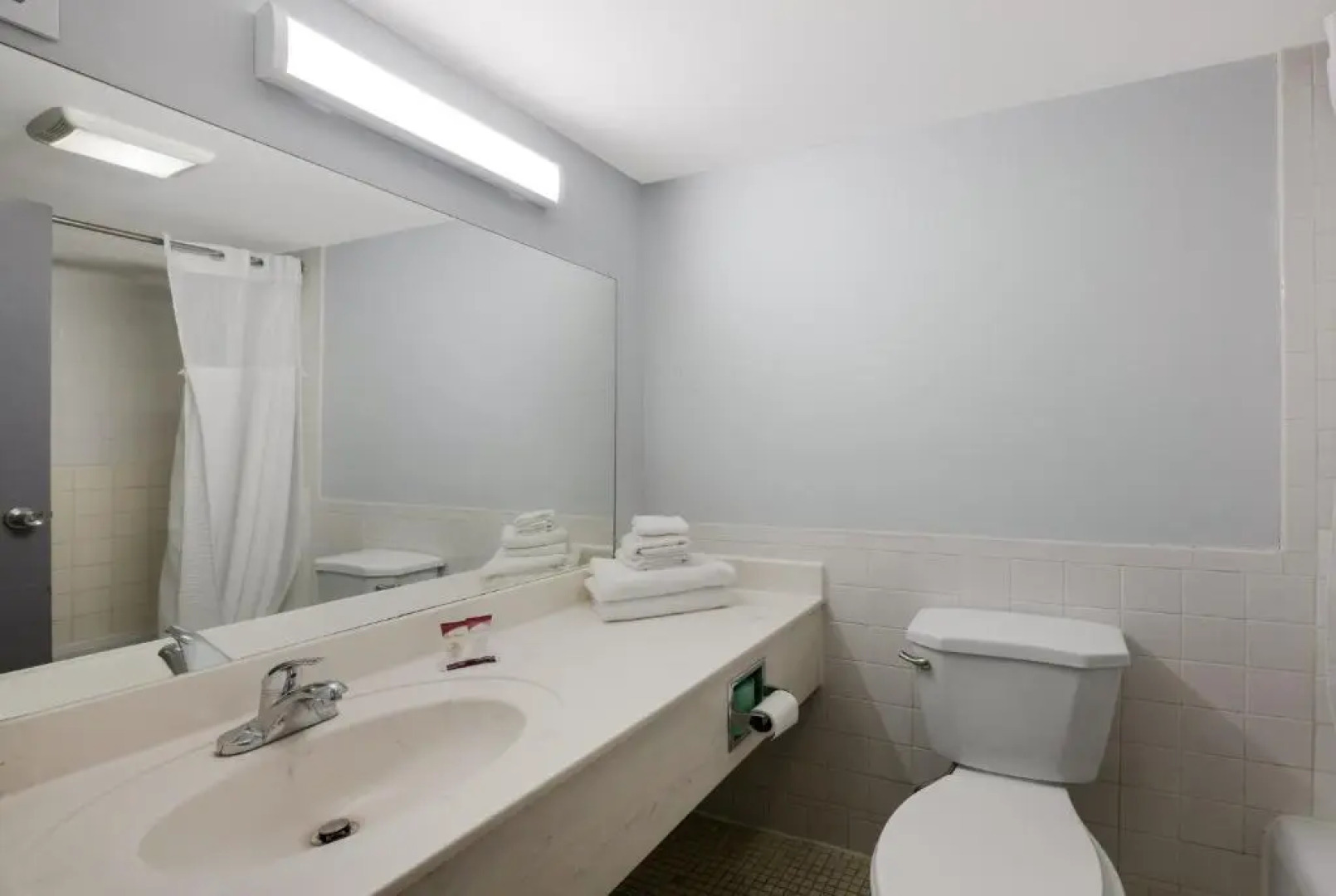 Essence Express Wayne