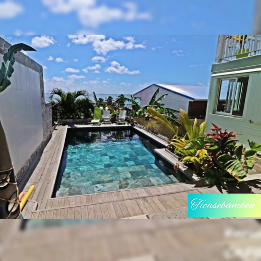 Studio in Sainte-luce, With Wonderful City View, Private Pool and Wifi - 500 m From the Beach