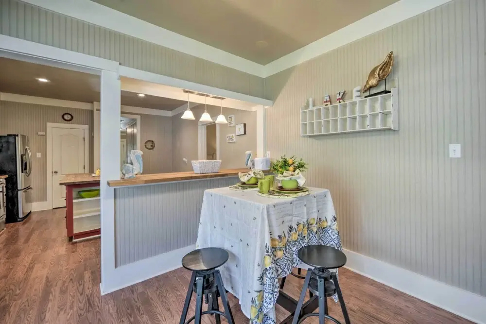 'the Petite Lake House' in Seguin w/ Patio!