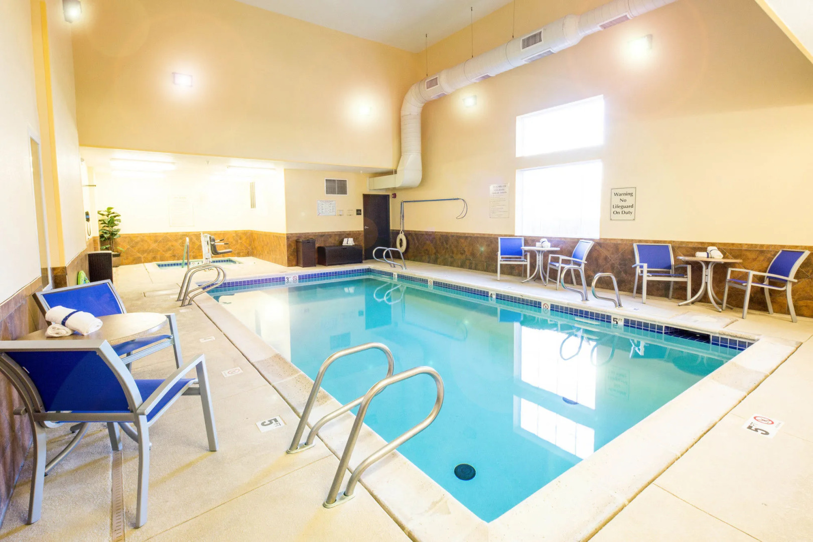 Best Western Plus Eastgate Inn & Suites