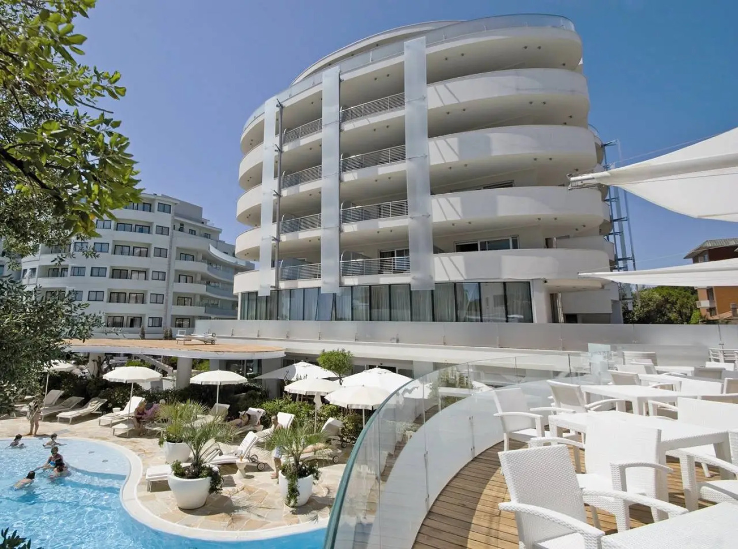 Hotel Premier & Suites