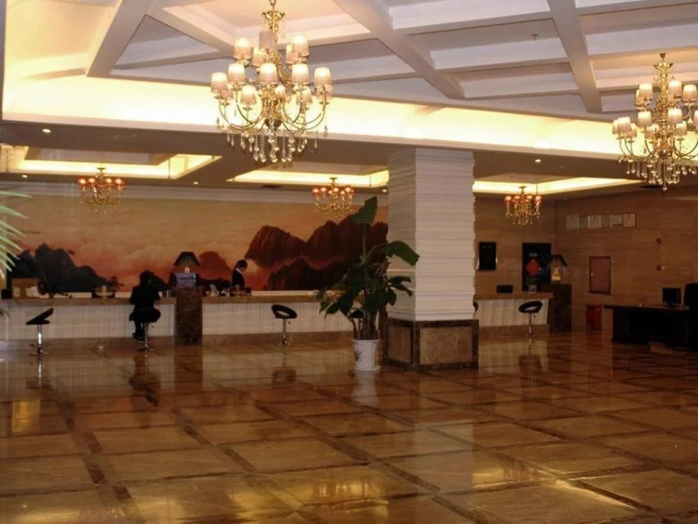 Yongli Holiday Hotel