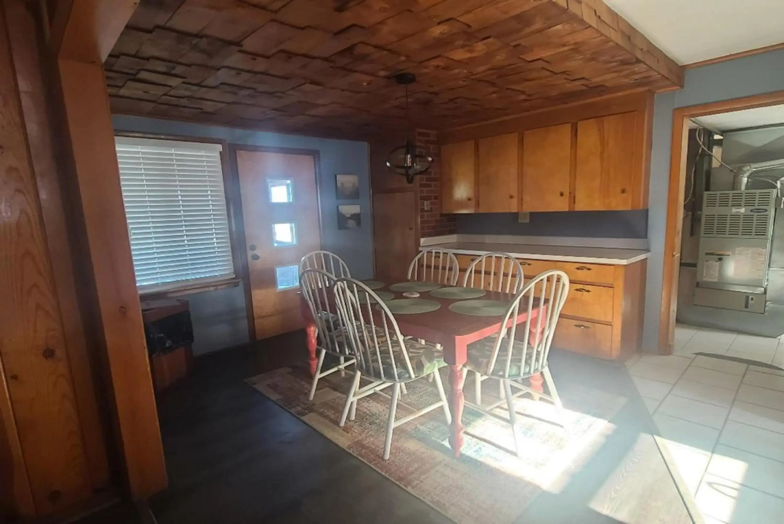 Lake Huron - 3 Bedroom, 2 Bath Lake Front Home (Sleeps 12)