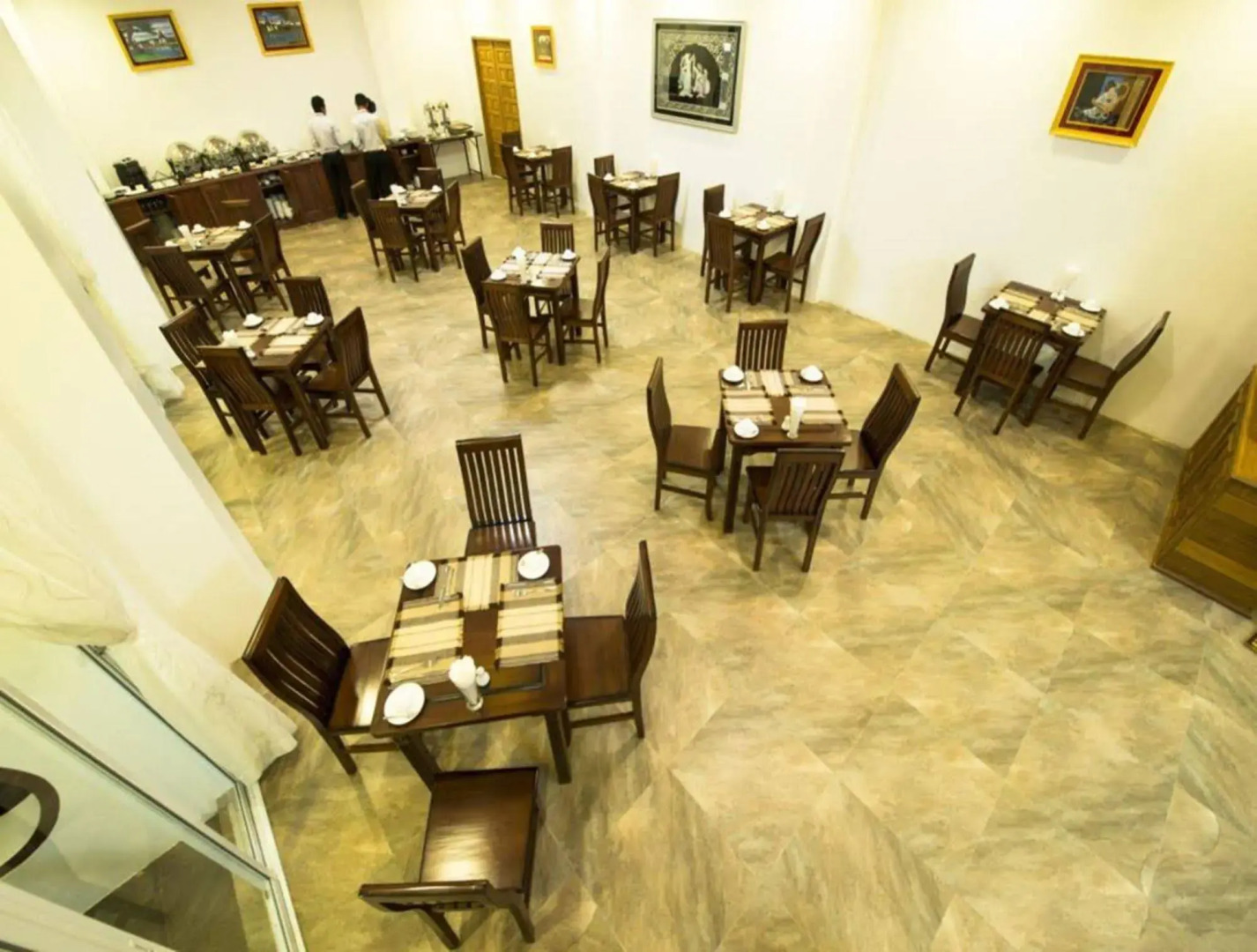 Yadanarpon Dynasty Hotel