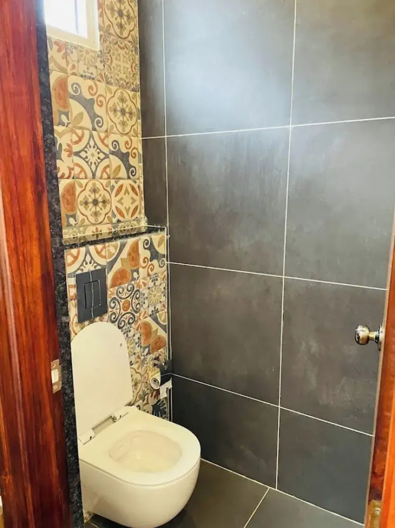 Bindiga Peak Resorts