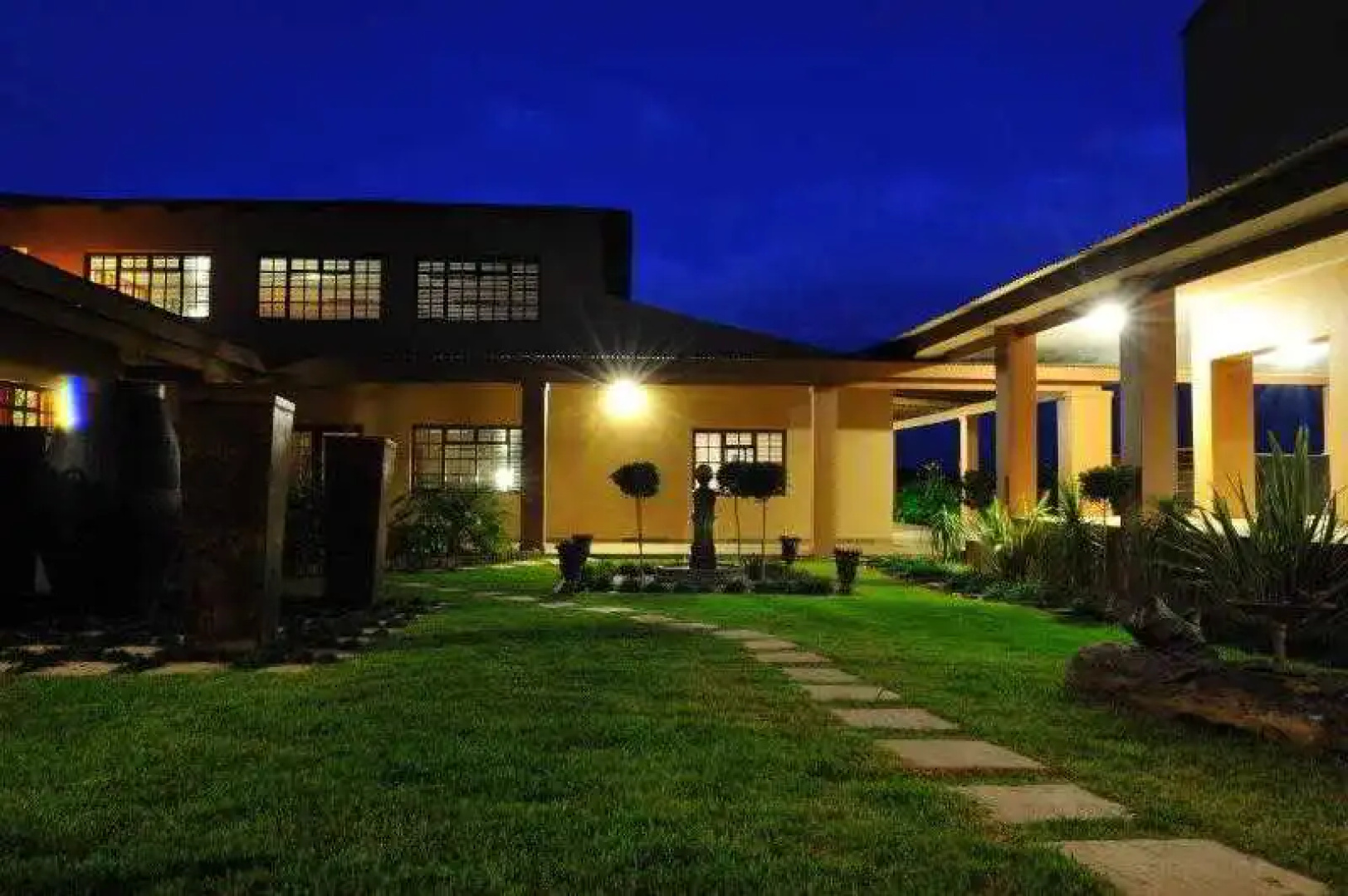 Pollards Inn Hotel, Kwantu Game Reserve