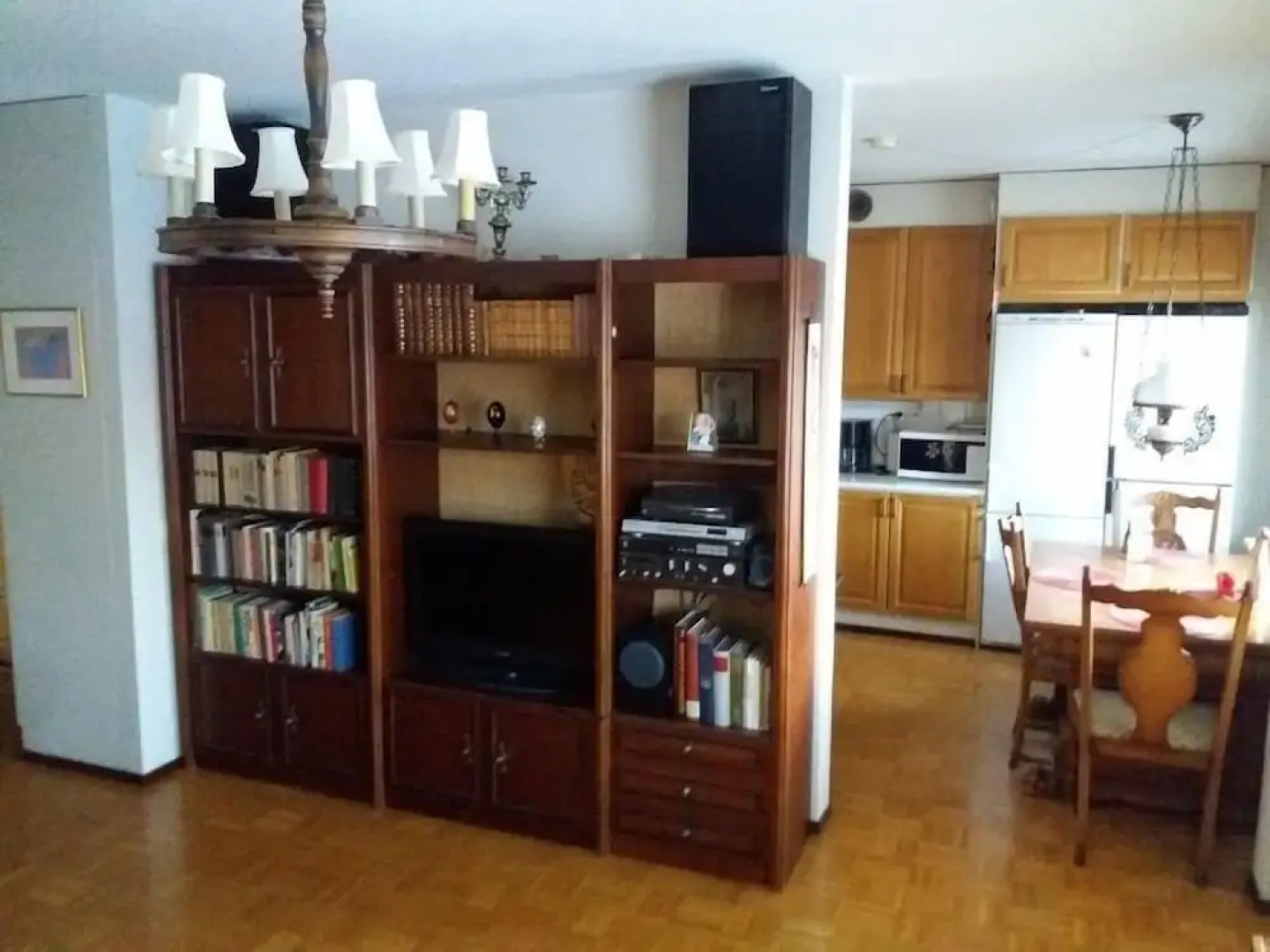 Spacious 4 Room Apartment & Sauna