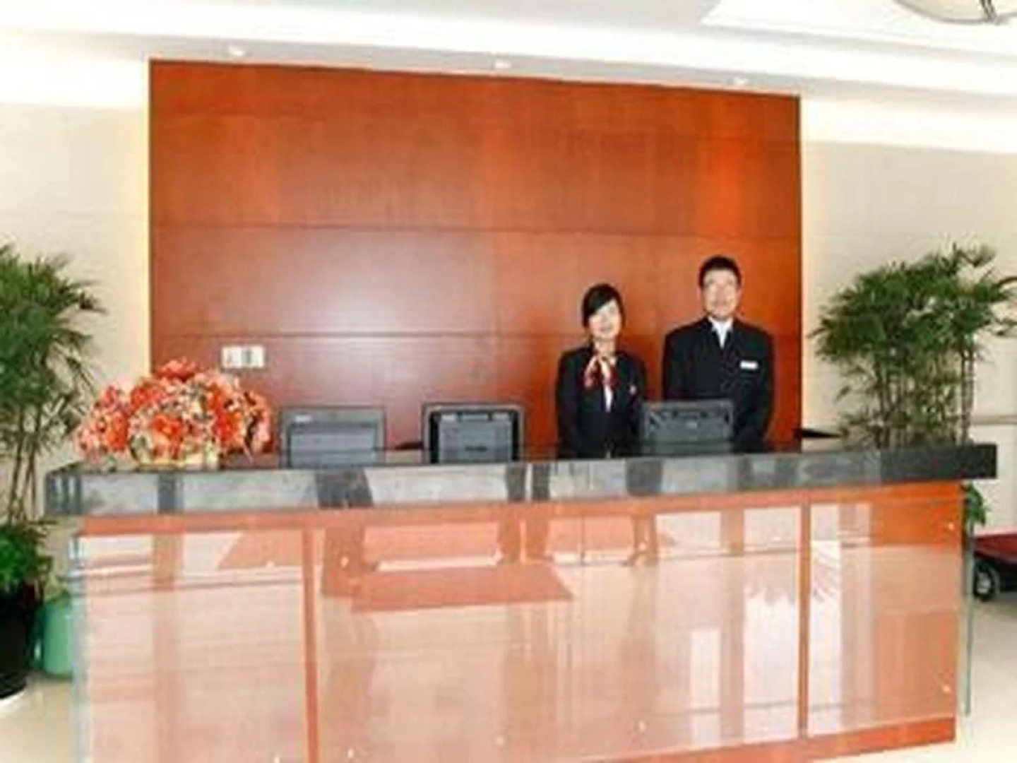 Merryland Traders Hotel