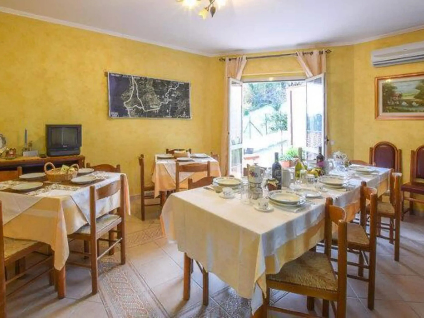 Belvilla by OYO Villa Papasidero