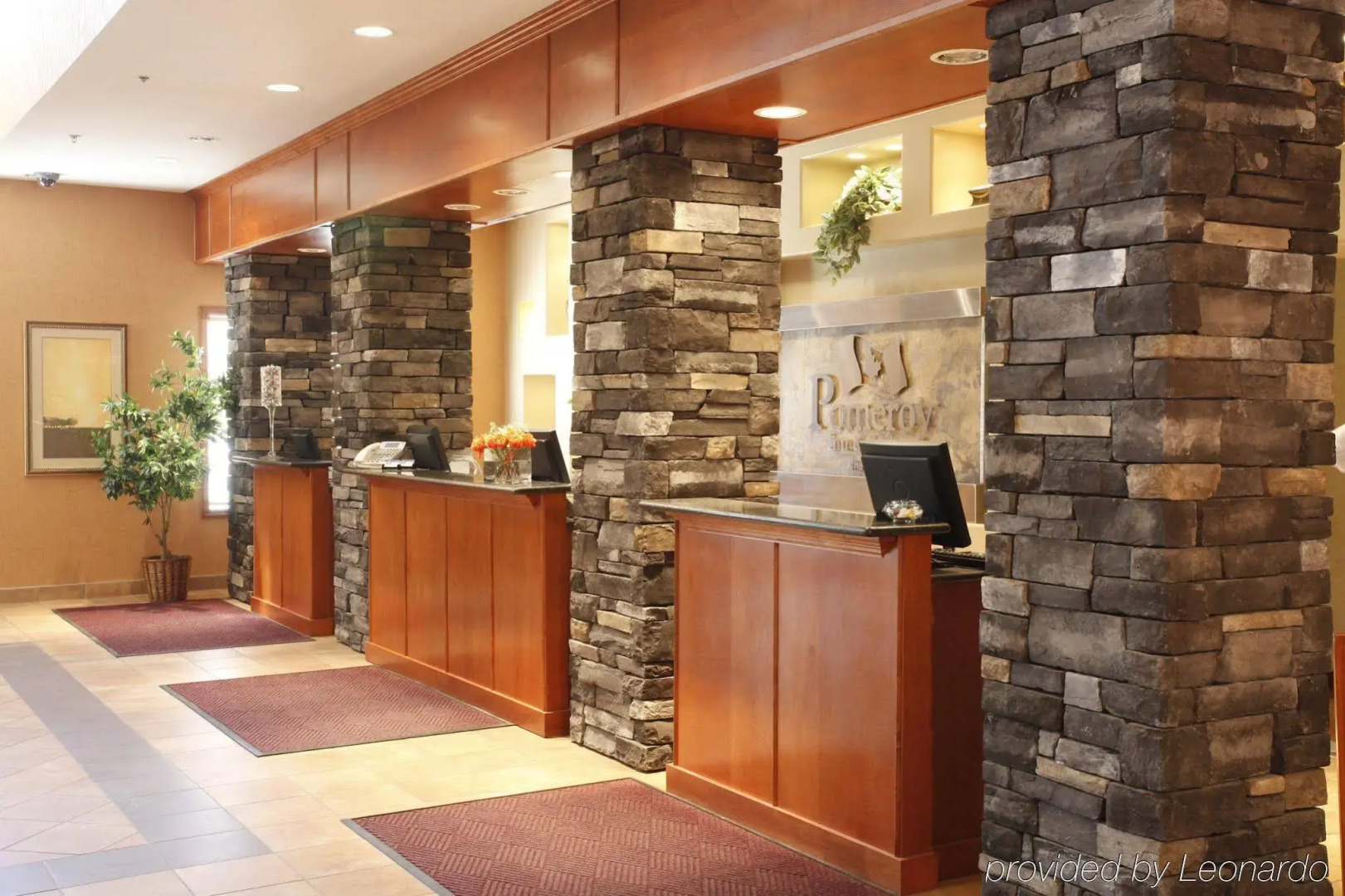 Pomeroy Inn and Suites Chetwynd