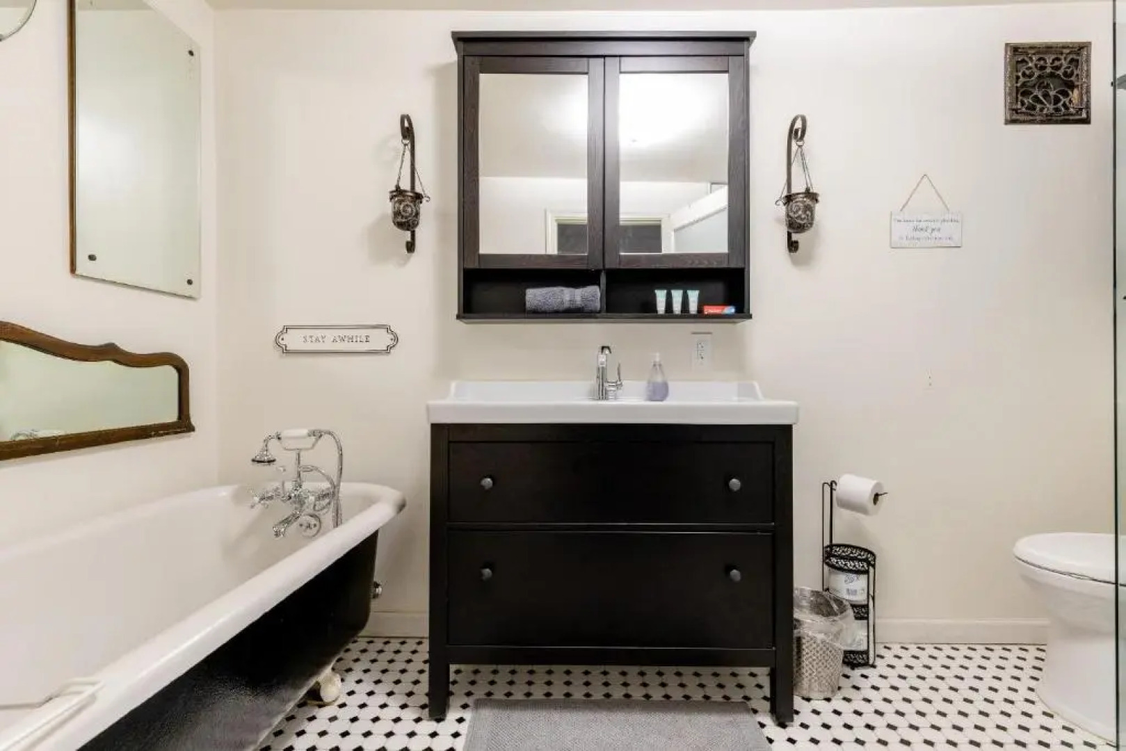 Lake Arrowhead Area Modern Cabin at Sugars Mountain Chalet