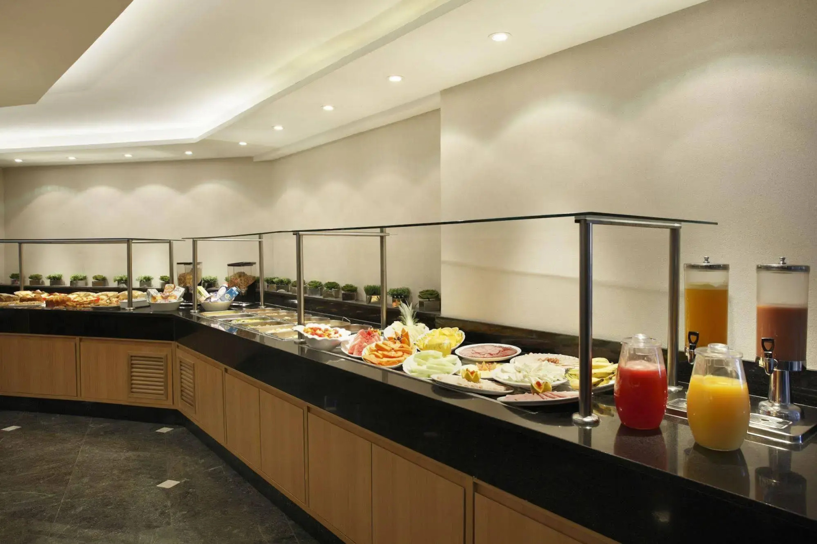 Royal Urban Macaé Hotel