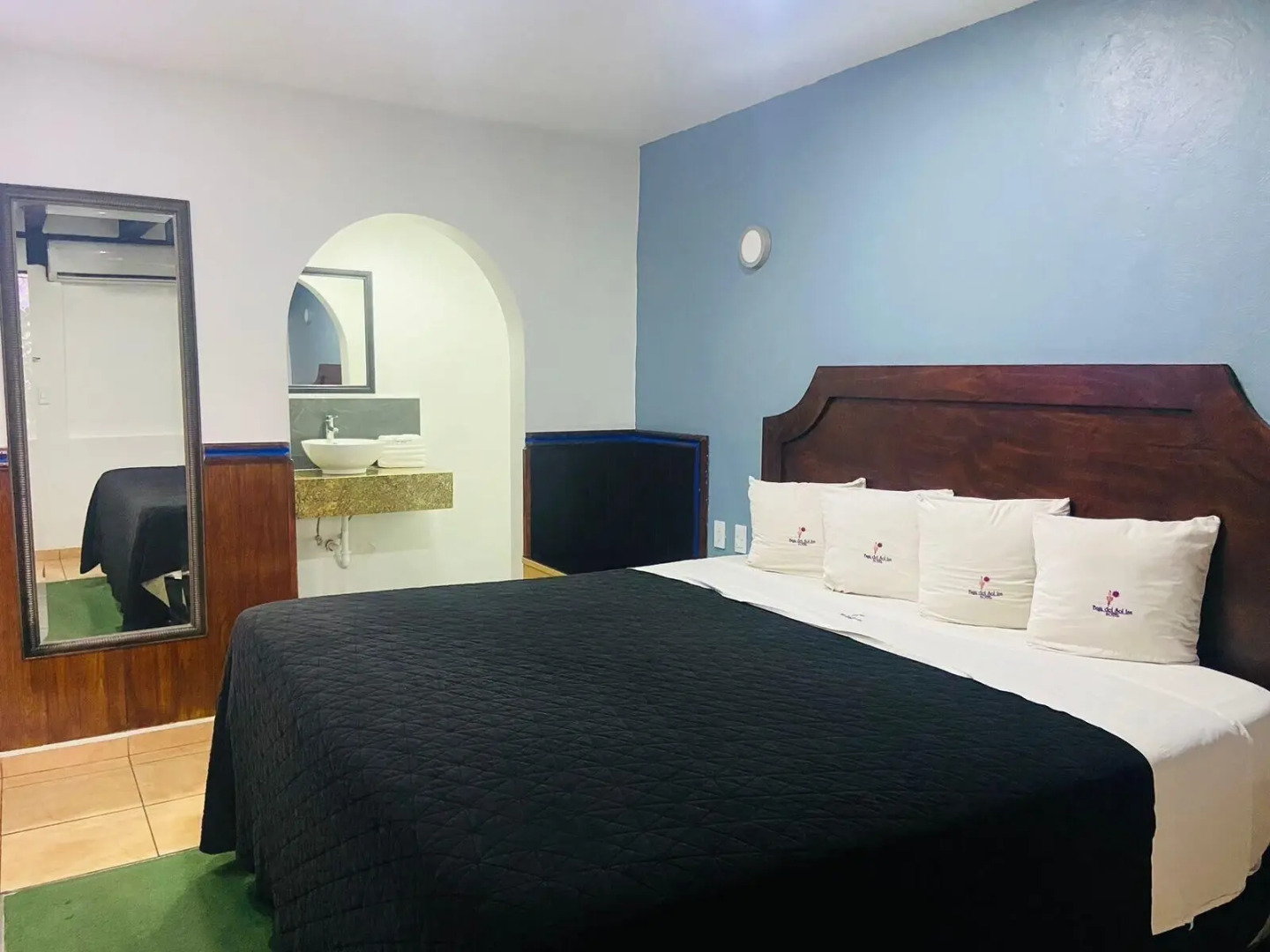 Hotel Baja del Sol Inn