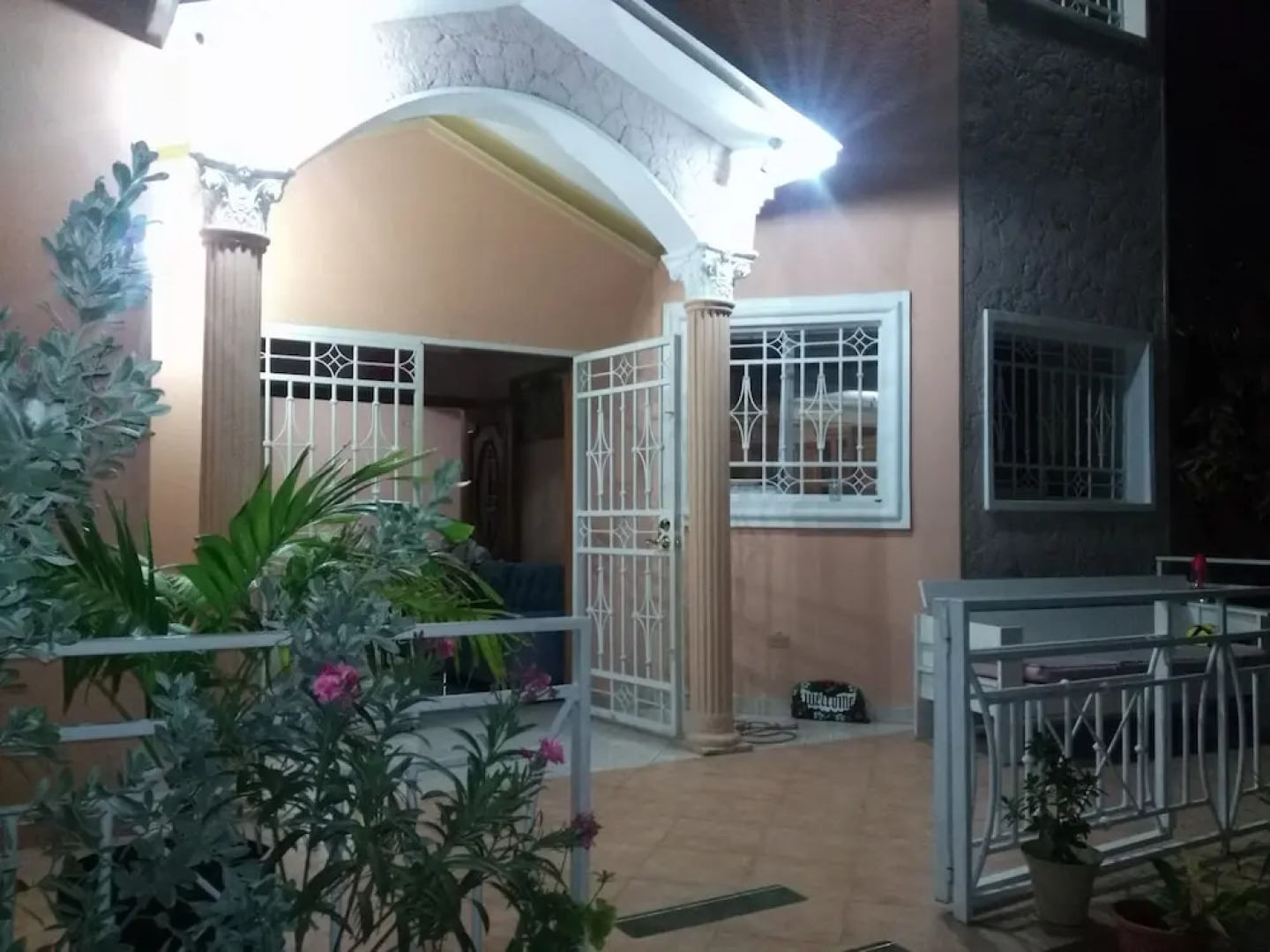 Hibiscus Guest house