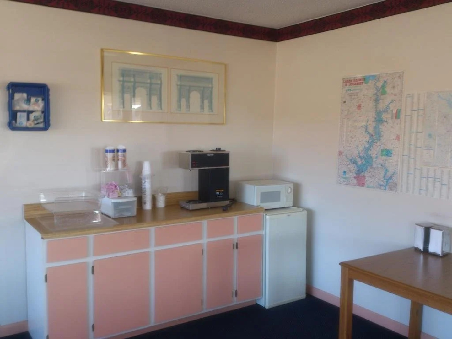 Executive Inn of Seneca