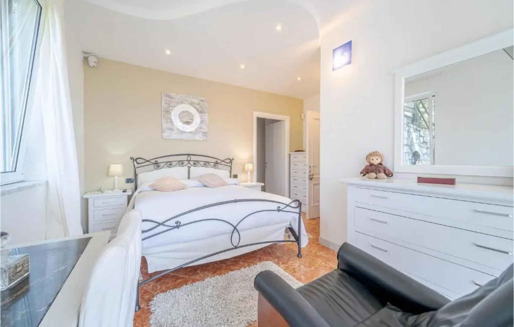 Amazing Home in Chiavari With Outdoor Swimming Pool, 5 Bedrooms and Wifi