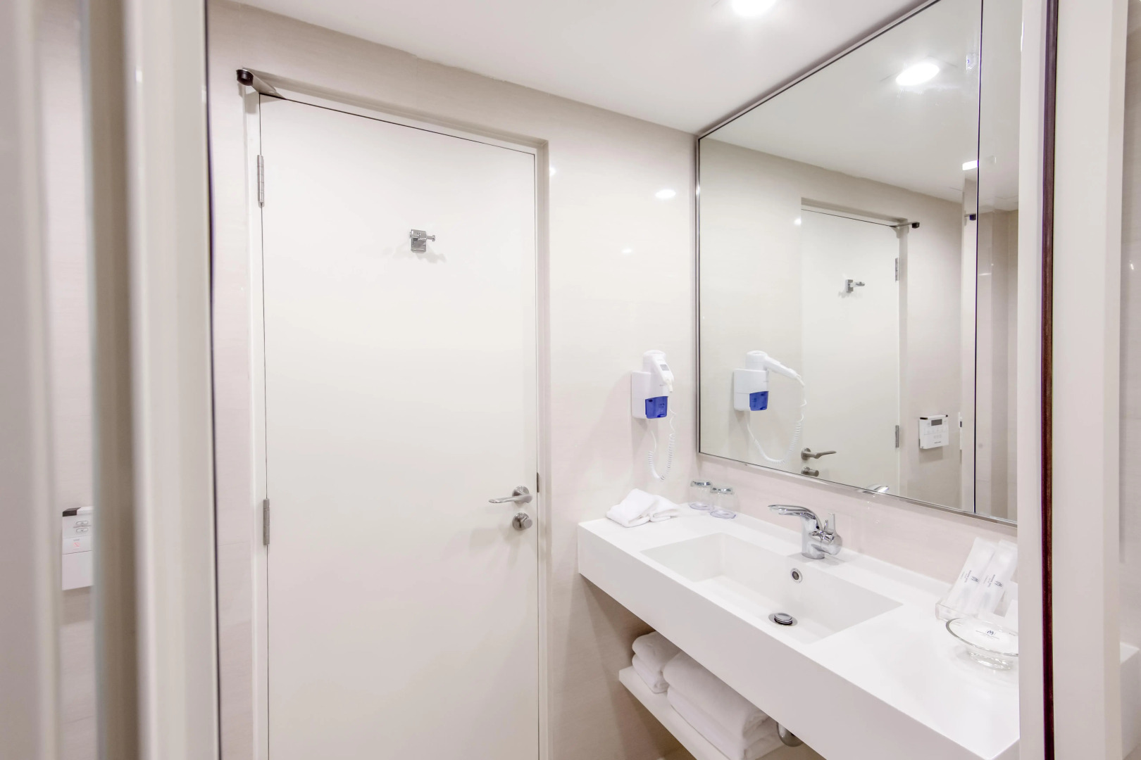 Mandarin Hotel Managed by Centre Point