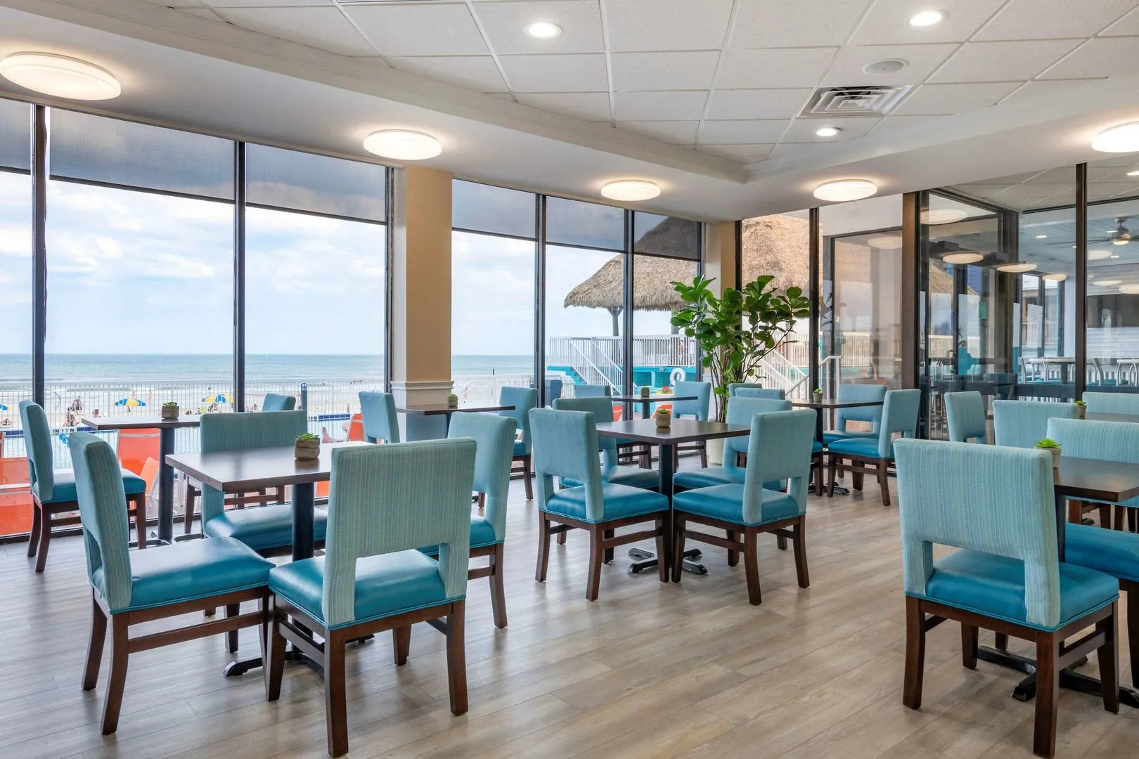 Comfort Inn & Suites Daytona Beach Oceanfront