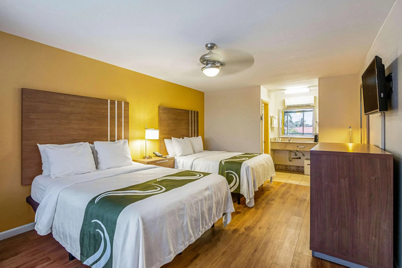 Quality Inn & Suites Airport/Cruise Port Hollywood