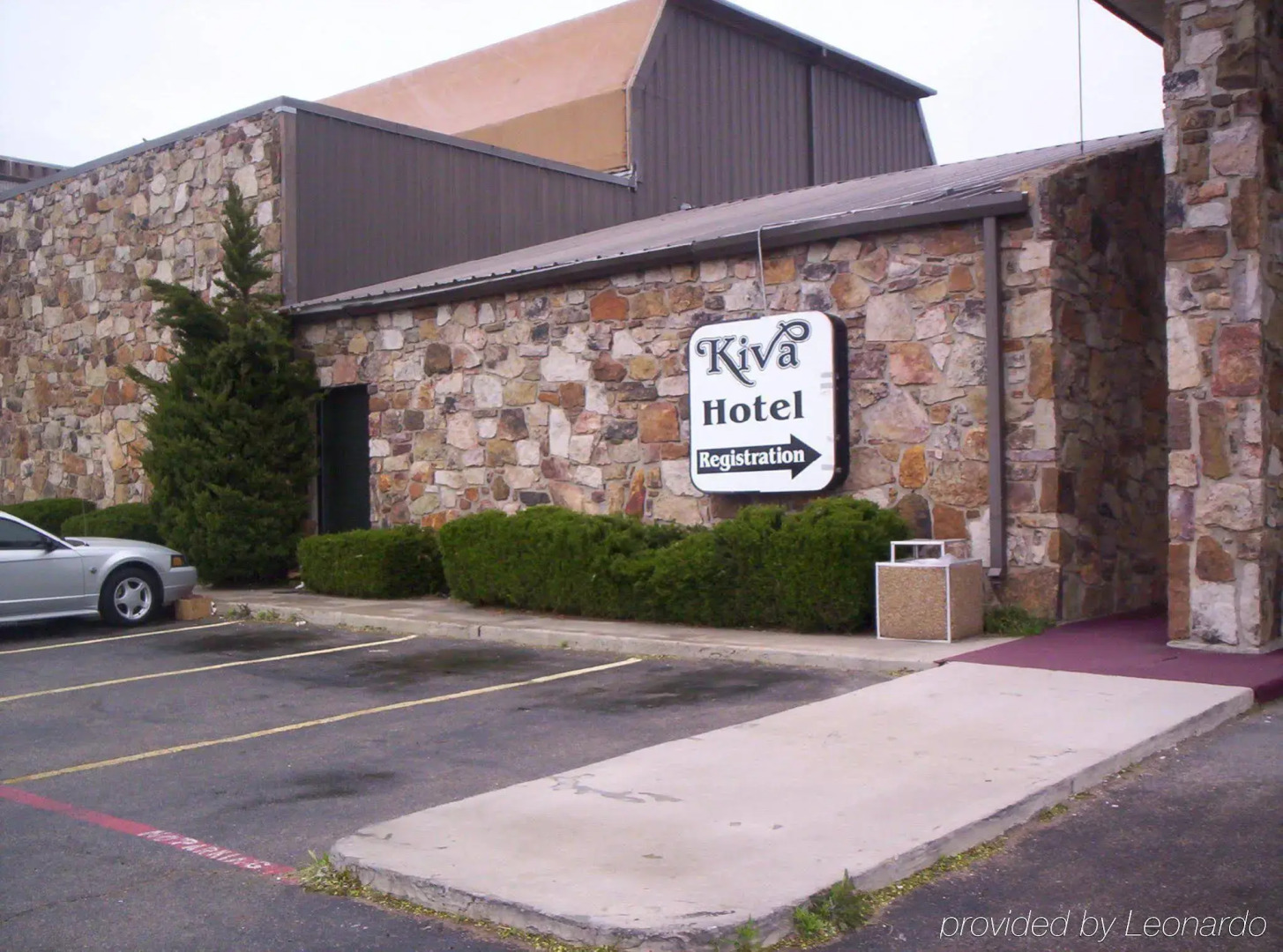 The Cactus Cove Inn and Suites