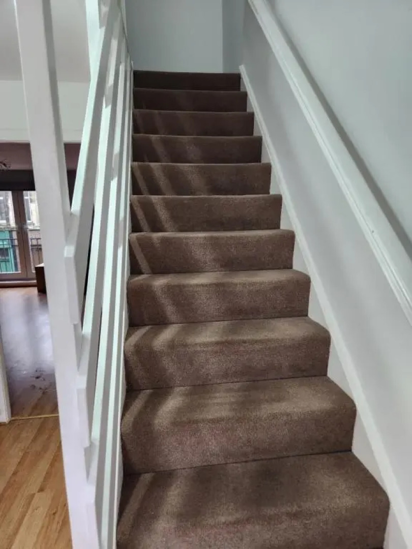 3 BEDROOM SERVICED APPARTMENT CENTRAL LOCATION SEA SIDE TOWn