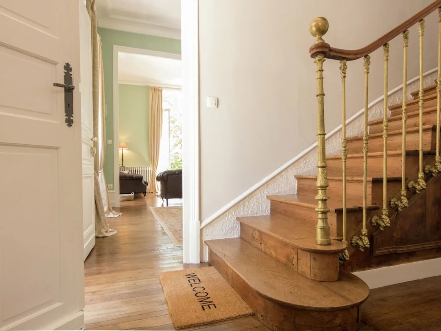 Upscale Mansion in Brouchaud With Views Across Private Pool