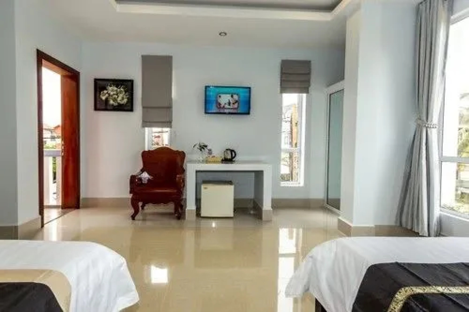 Shining Family Boutique