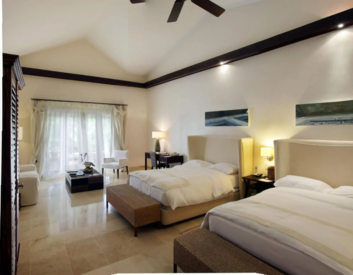 Casa Colonial Beach & Spa