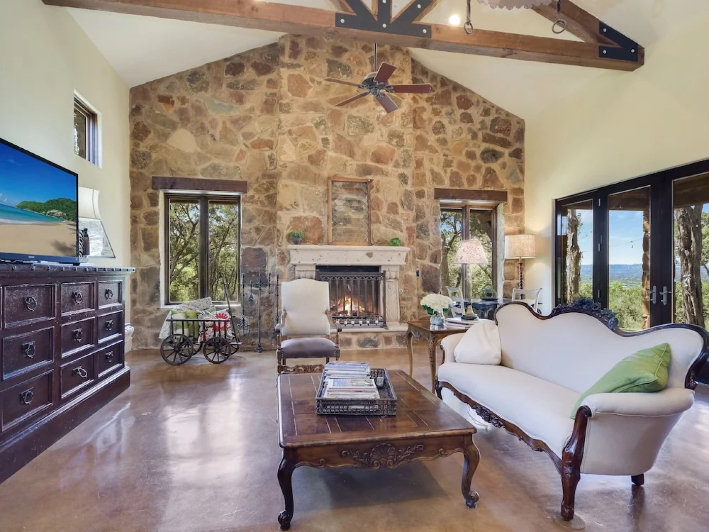 Sterns Estate #149387 4 Bedrooms 5 Bathrooms Estate