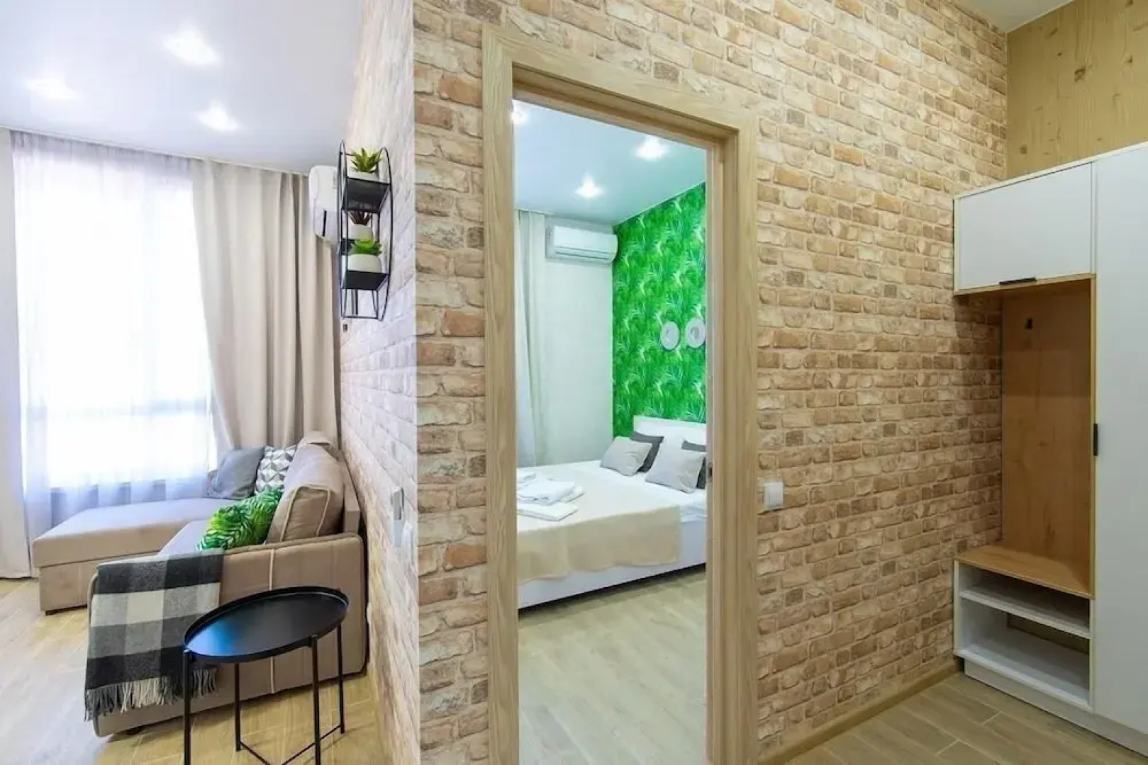 Апартаменты More, ул. Кувшинок, 8-2