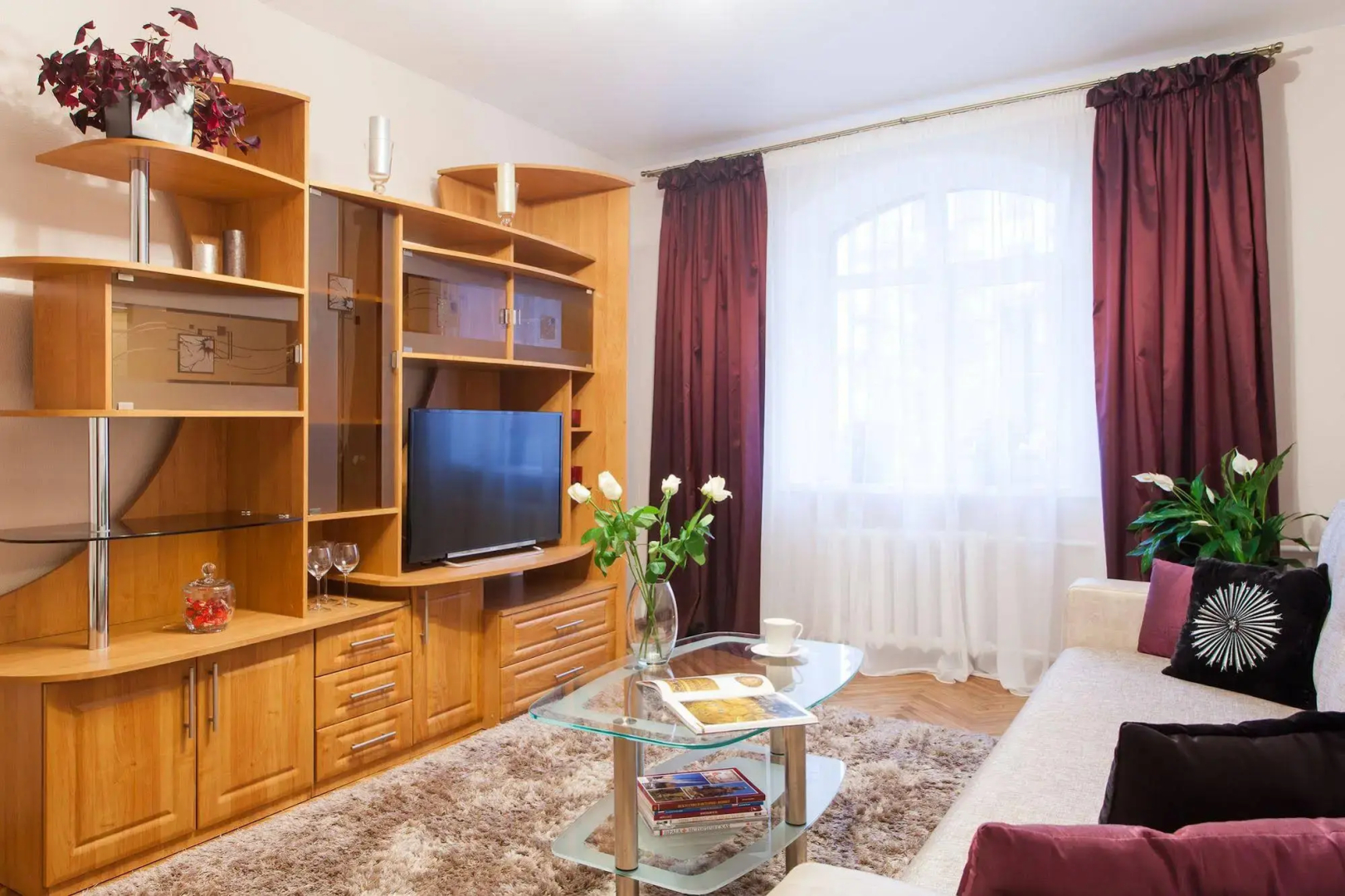 Royal Stay Group Minskrent