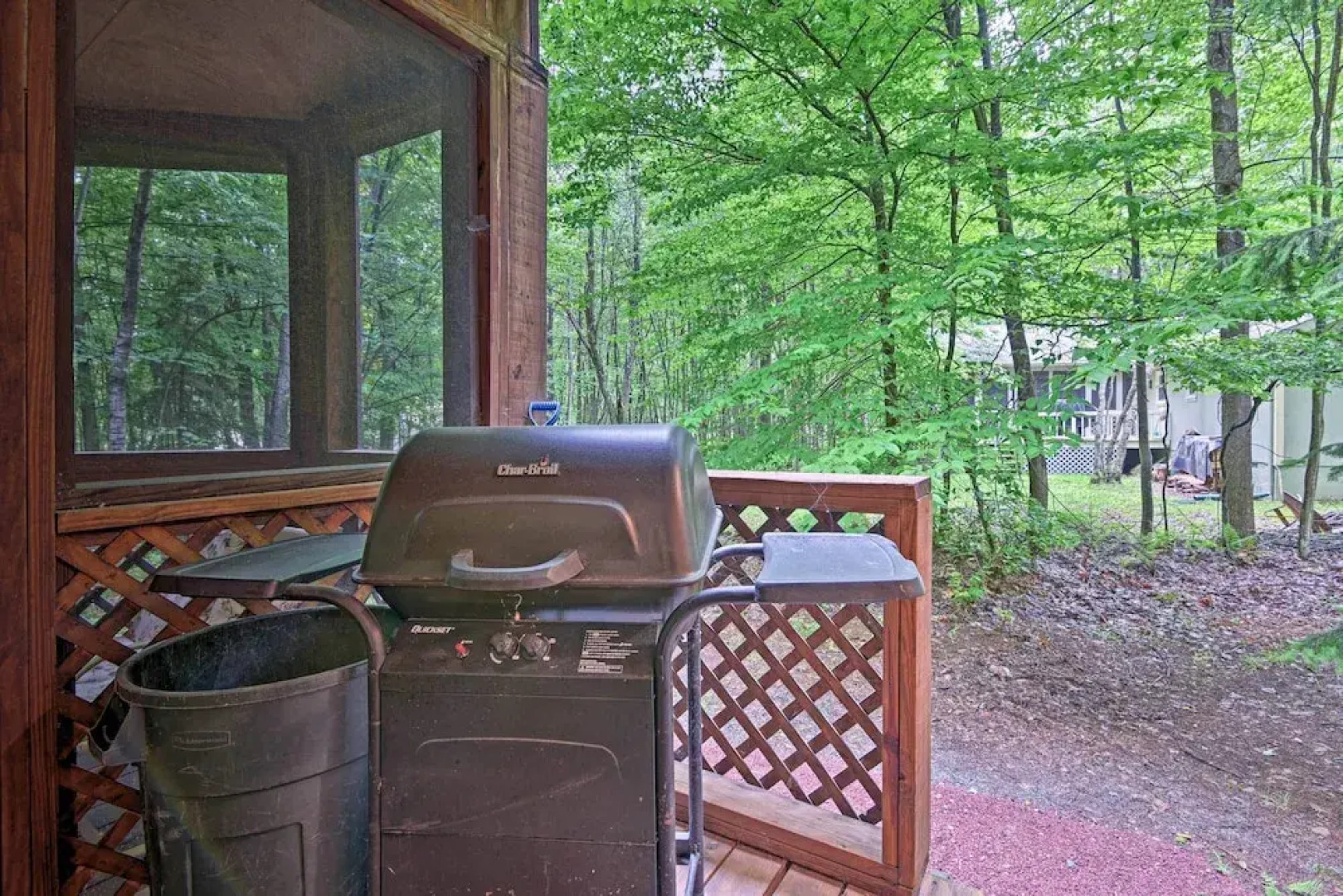 Deck & Fire Pit: Pocono Lake Home Near Skiing!