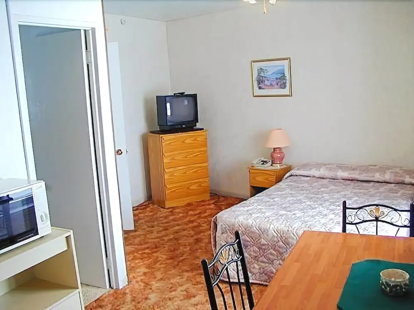 Condotel Motel Canadien