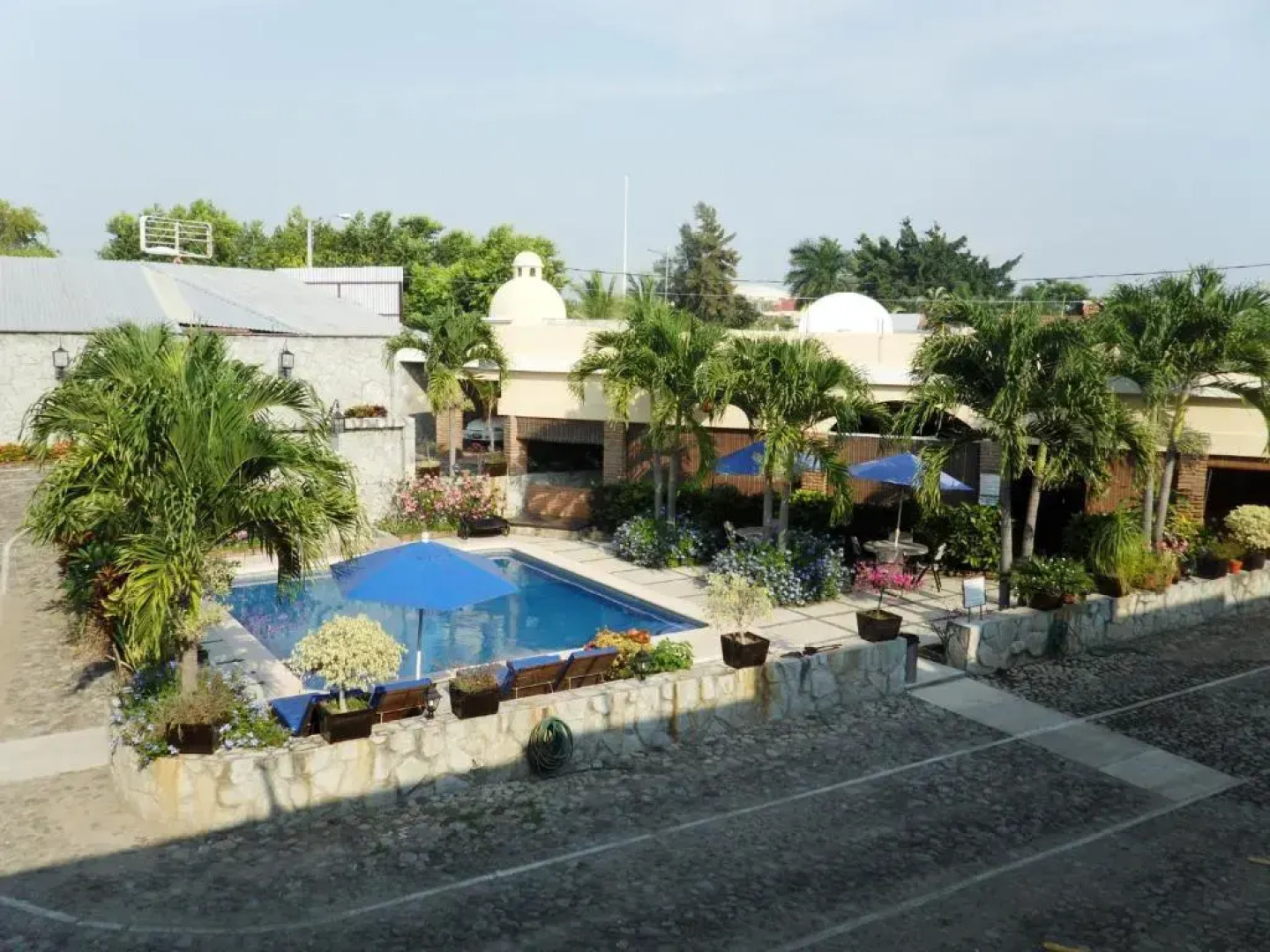 Hotel Montroi Express