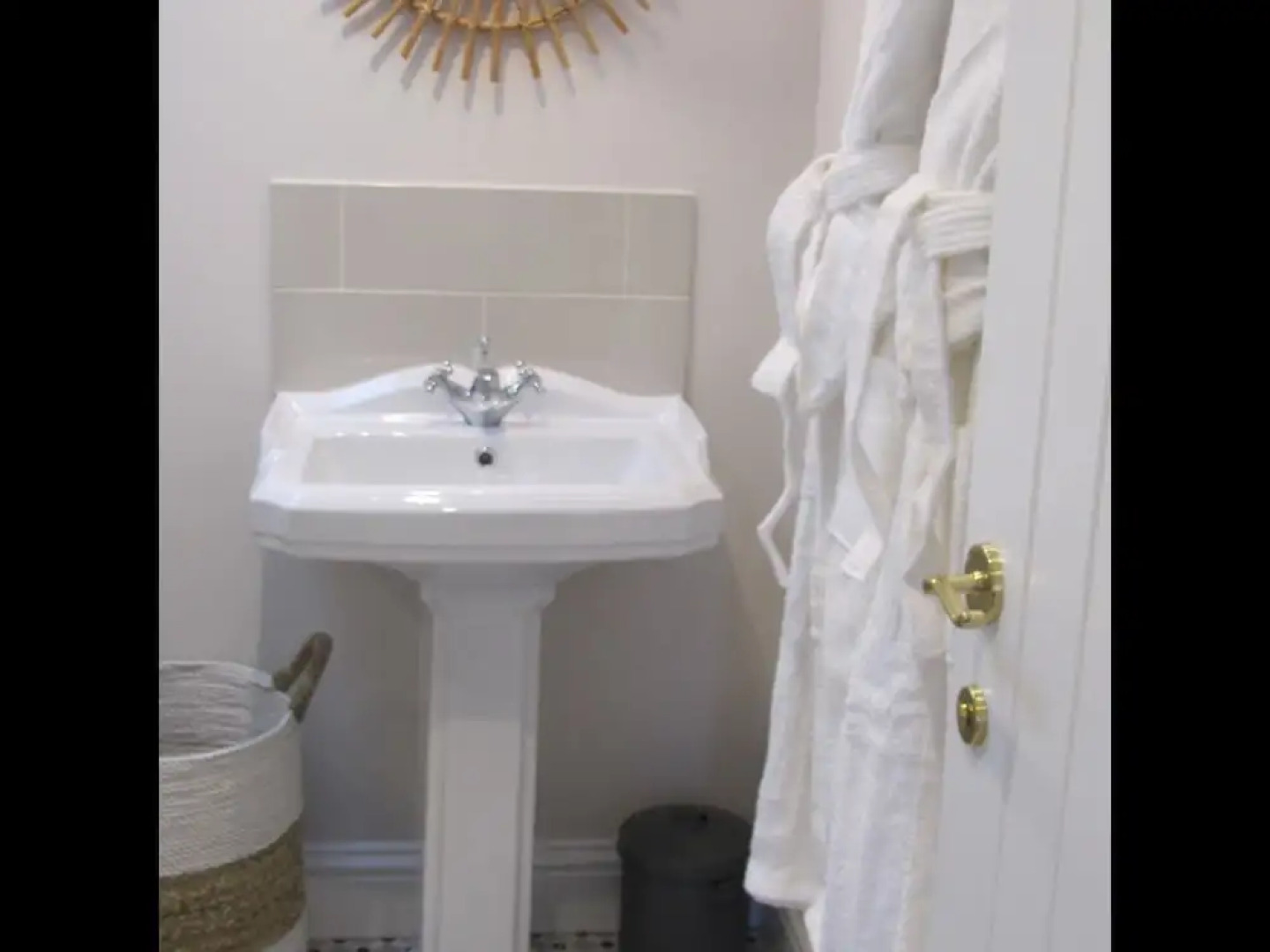 The Granary and Teals Den at Carters Barn Farm