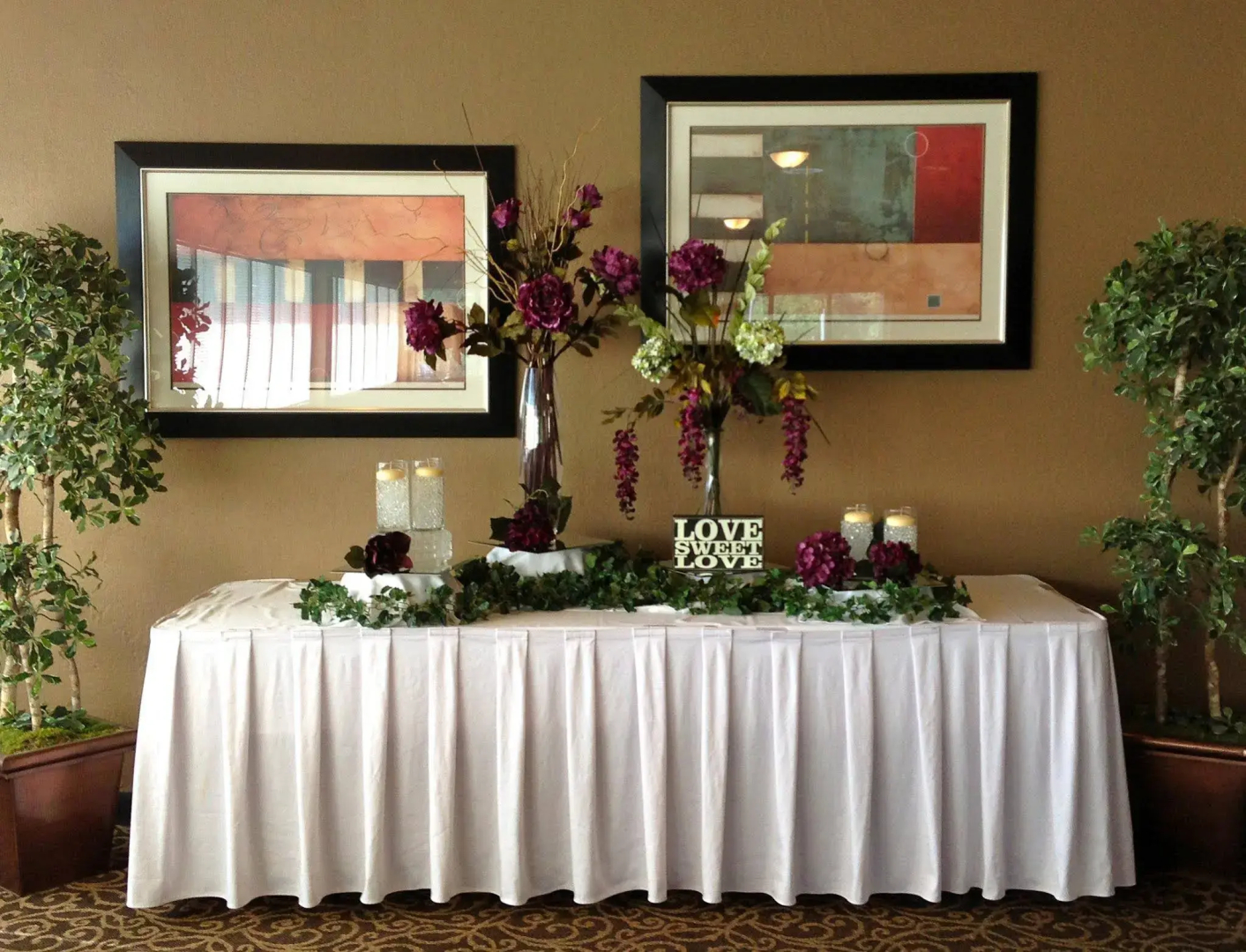 Norwood Inn & Suites La Crosse