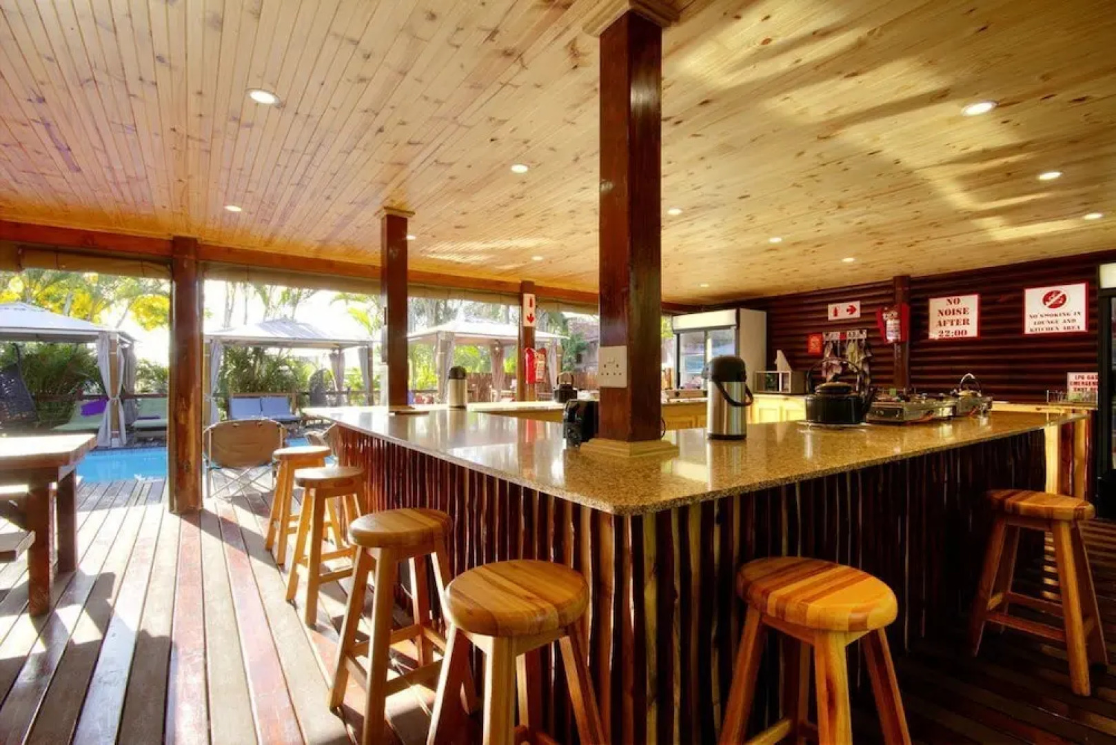 Budget Tented Village at Urban Glamping - Hostel