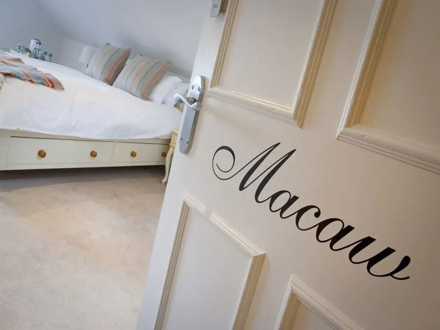 The Three Tuns Hotel