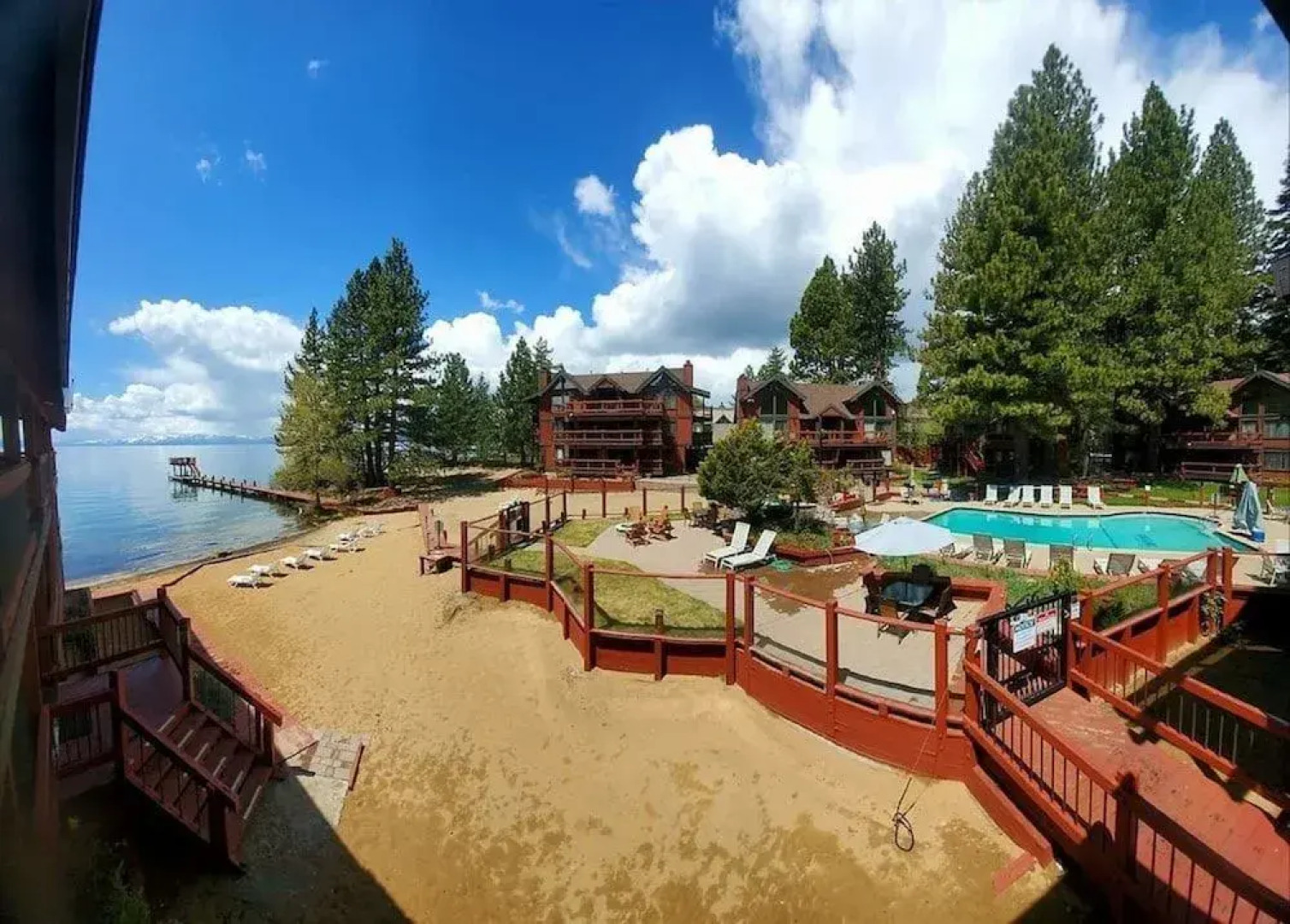 Edgelake Beach Club by Coolvacay