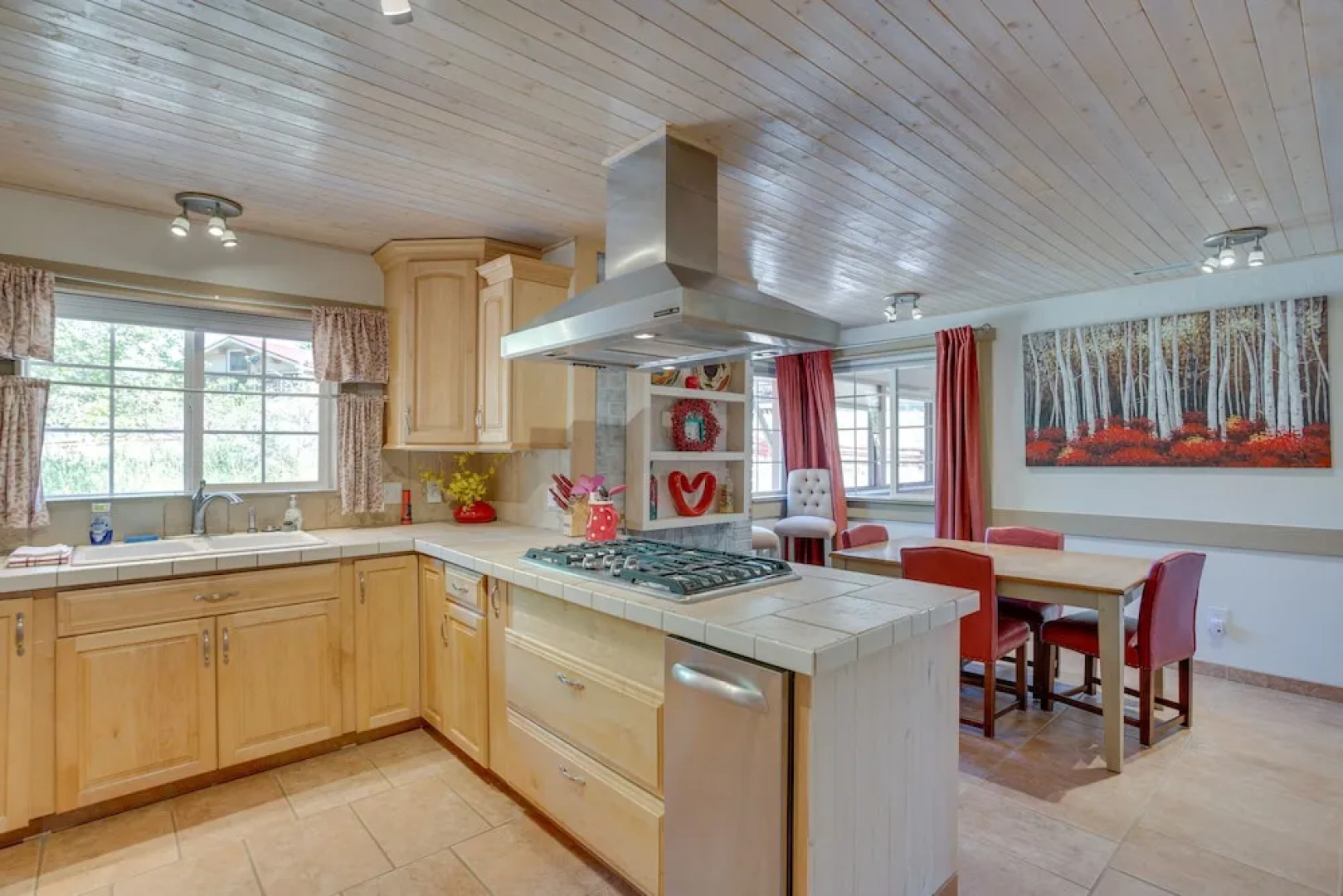 Beautiful Ouray Home w/ Patio - 3 Mi to Downtown!