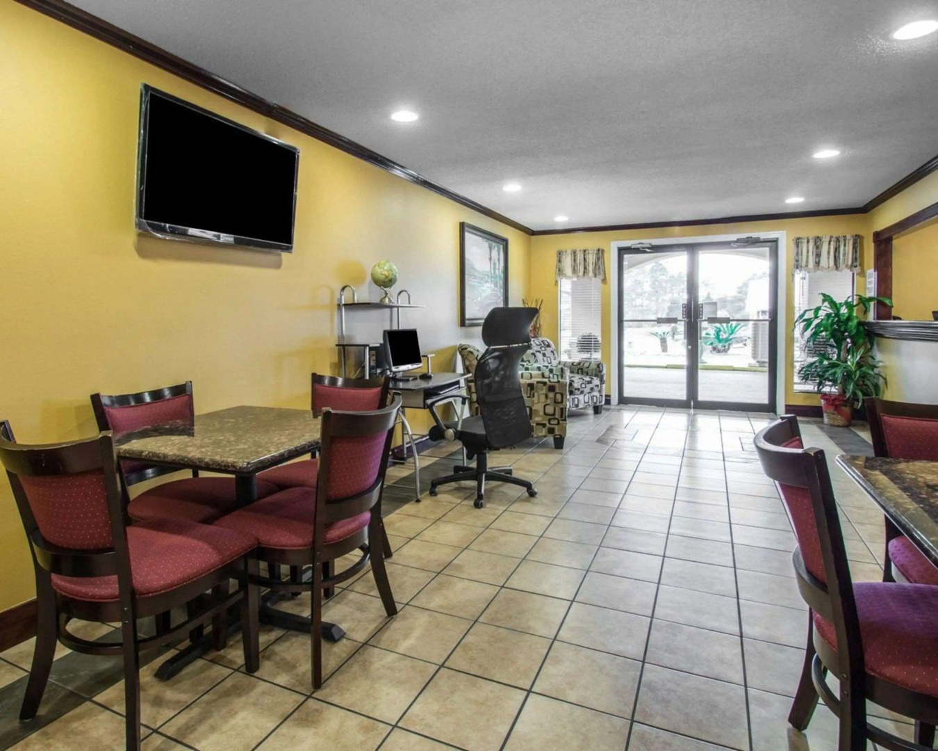 Econo Lodge Defuniak Springs I-10