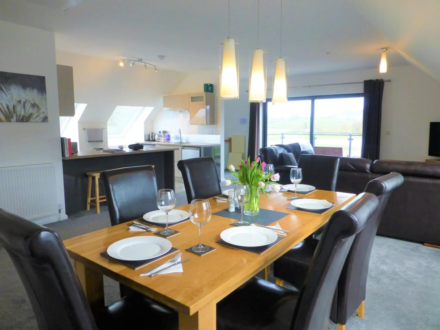 Gerycastell Luxury Holiday Apartment with Stunning Views & EV Station Point