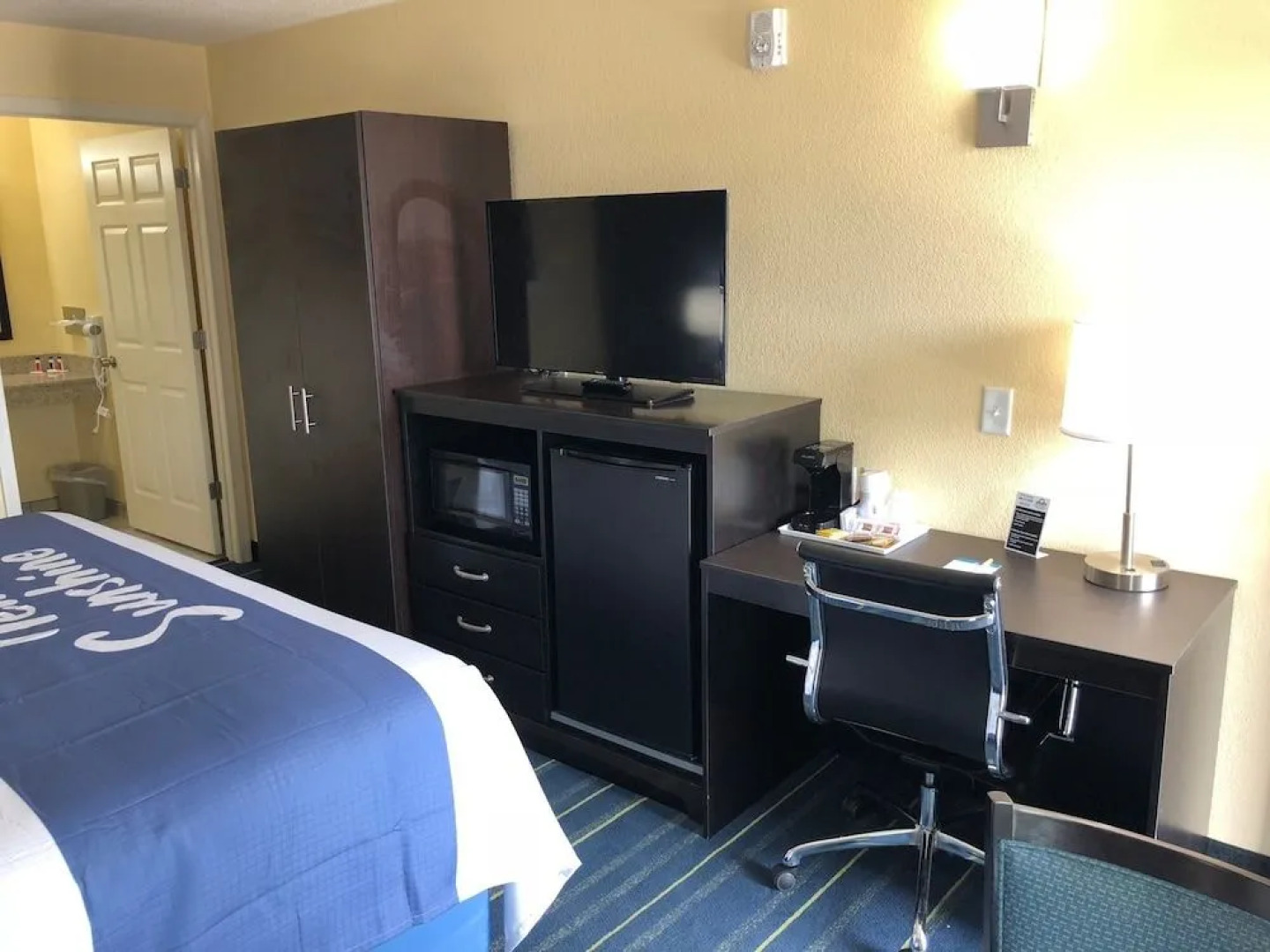 Days Inn by Wyndham Charles Town/Harpers Ferry