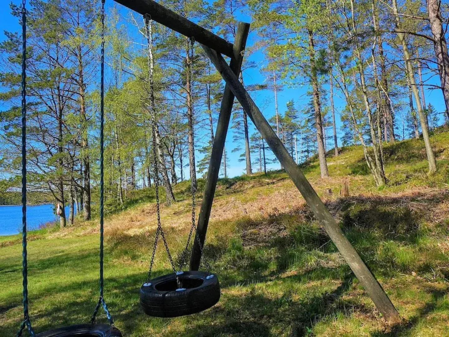 Idyllic Lakeside Retreat in Munkedal-by Traum