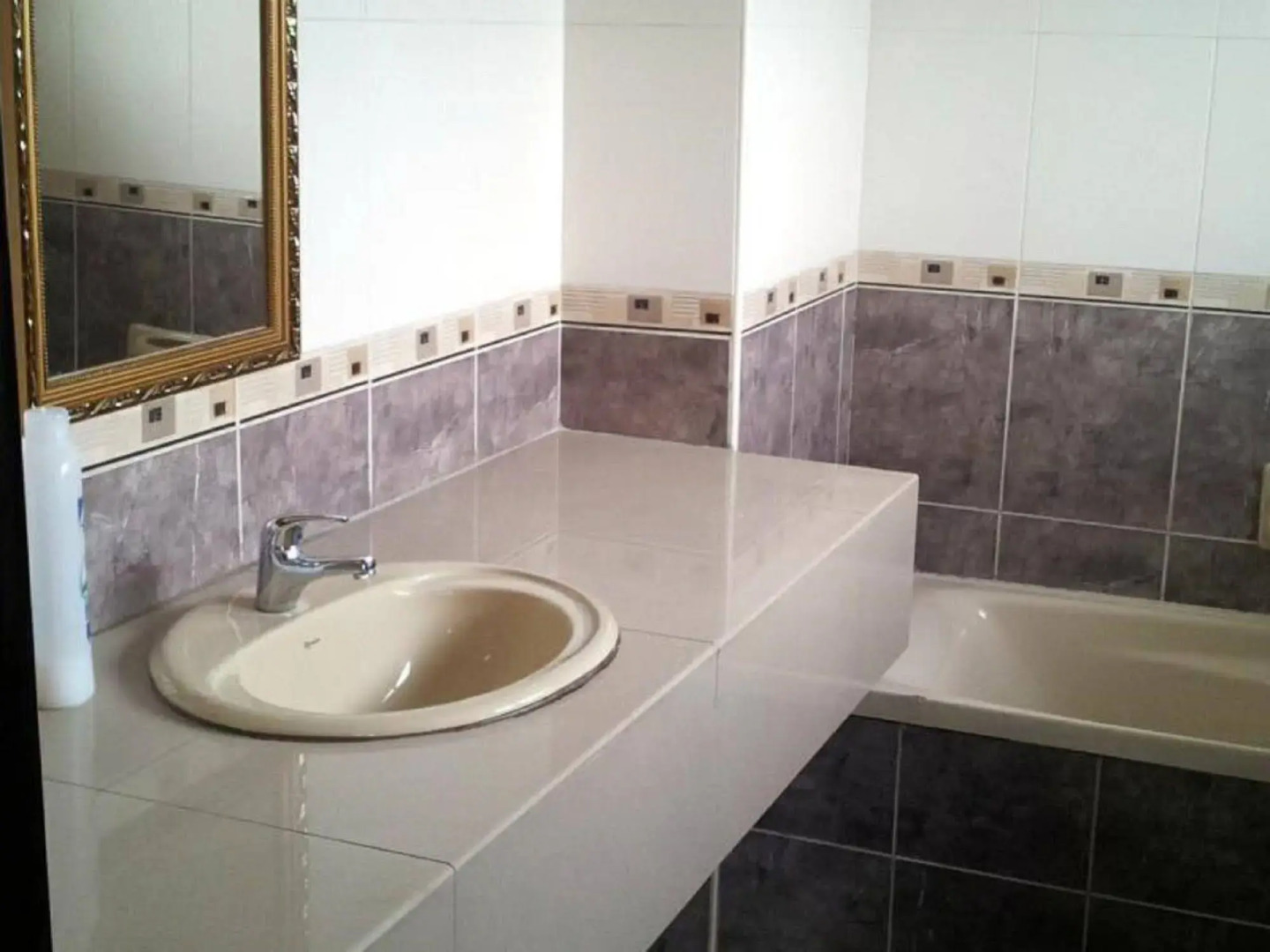 KK-Suites Residence @ Marina Court