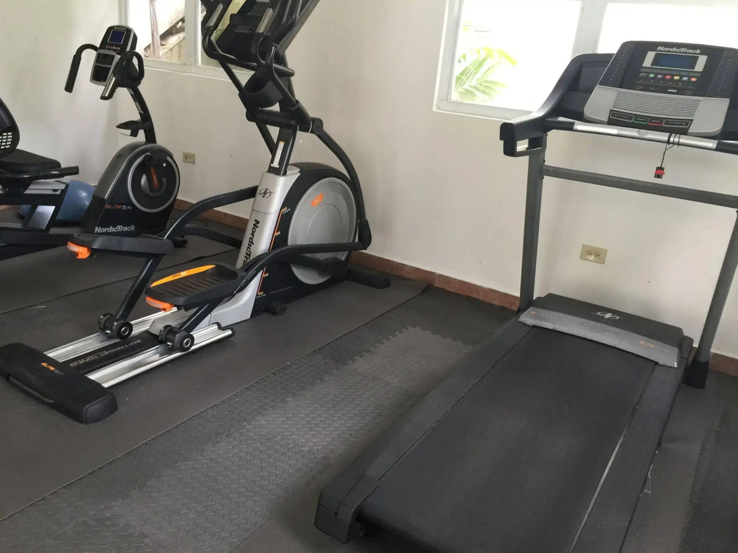 Aquatika Paraiso Tropical